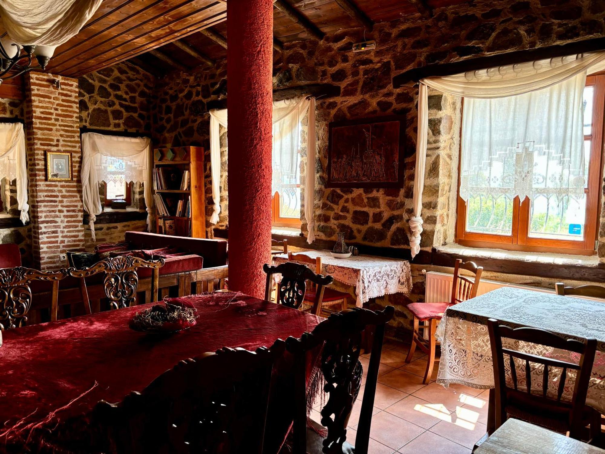 Iaspis Guesthouse Sidhirokhórion Exterior foto